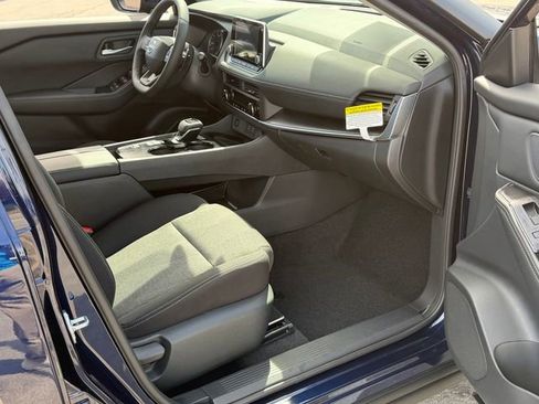 New 2026 Nissan Rogue SV w/ Cold Weather Package FWD image 25