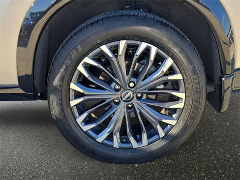 Used 2024 Nissan Rogue Platinum image 37