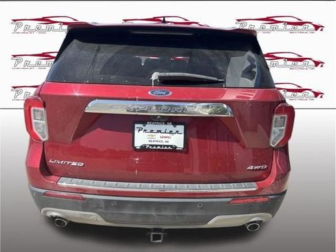 Used 2022 Ford Explorer Limited w/ Equipment Group 301A AWD/4WD image 6