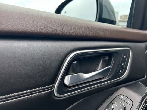 Used 2021 Nissan Rogue Platinum AWD/4WD image 29