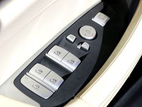 Used 2020 BMW X4 xDrive30i w/ Premium Package image 22