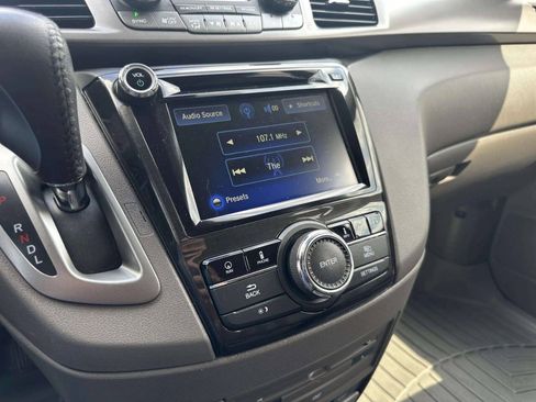 Used 2015 Honda Odyssey Touring Elite image 33