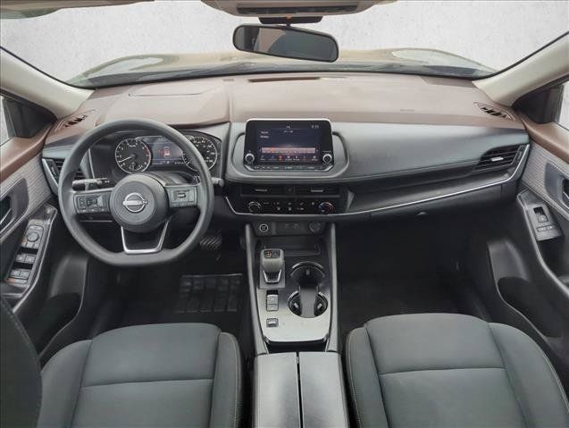 Used 2023 Nissan Rogue S FWD image 16