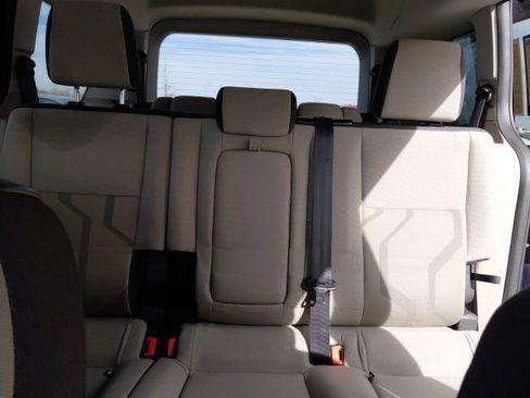 Used 2015 Ford Transit Connect XLT image 22