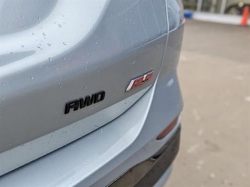 Used 2022 Chevrolet Equinox RS image 12