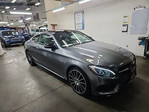 Used 2018 Mercedes-Benz C 300 Coupe image 2