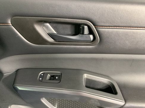 Used 2024 Nissan Pathfinder Rock Creek image 40