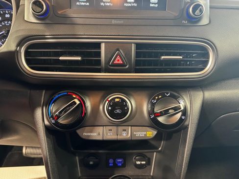 Used 2020 Hyundai Kona SE image 18