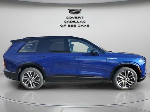 New 2026 Cadillac Vistiq Sport image 11