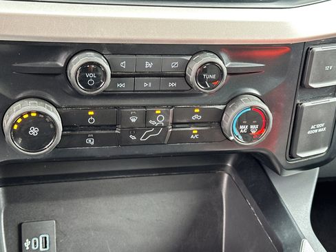 Used 2024 Ford F250 XLT w/ FX4 Off-Road Package AWD/4WD image 18