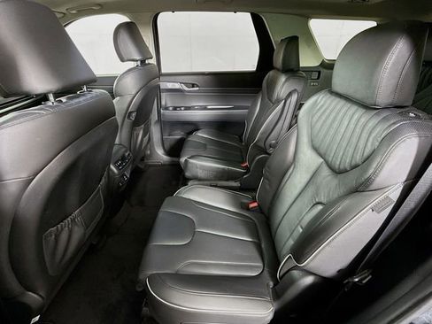Used 2023 Hyundai Palisade Limited AWD/4WD image 28