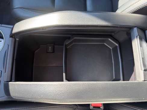 Used 2016 Toyota Highlander XLE image 32