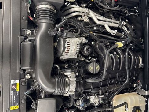 Used 2022 Jeep Wrangler Unlimited Sahara w/ LED Lighting Group image 12