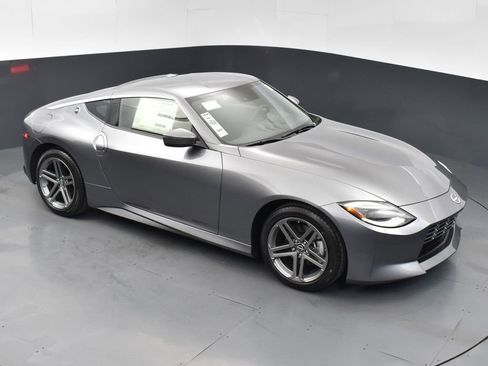New 2025 Nissan Z Sport w/ Floor Mat Package image 38