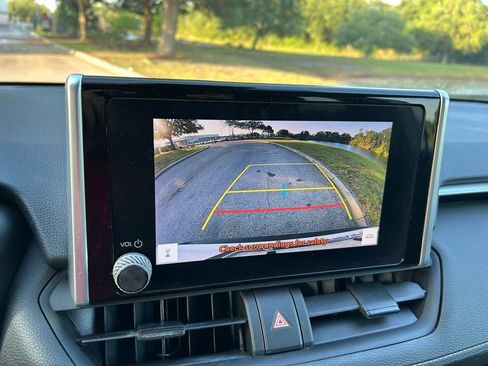 Used 2023 Toyota RAV4 XLE FWD image 25