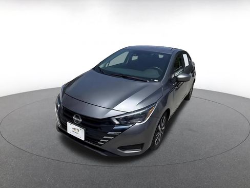 Used 2025 Nissan Versa SV FWD image 7