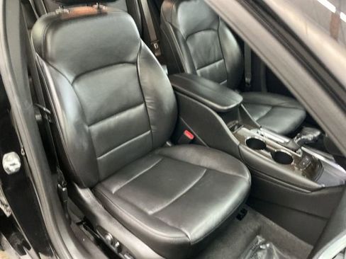 Used 2024 Chevrolet Malibu LT w/ Midnight Edition image 35