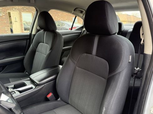 Used 2021 Nissan Sentra SV image 10