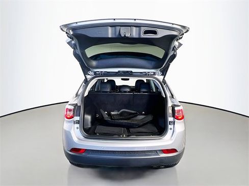 Used 2020 Jeep Compass Limited w/ Safety & Security Group image 28