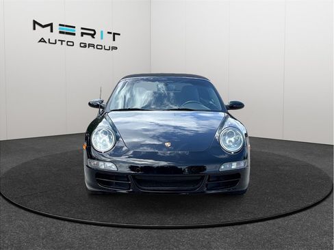 Used 2005 Porsche 911 Carrera RWD image 3