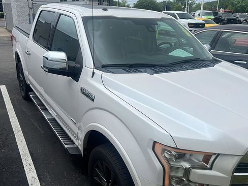 Used 2017 Ford F150 Lariat w/ Equipment Group 502A Luxury AWD/4WD image 3
