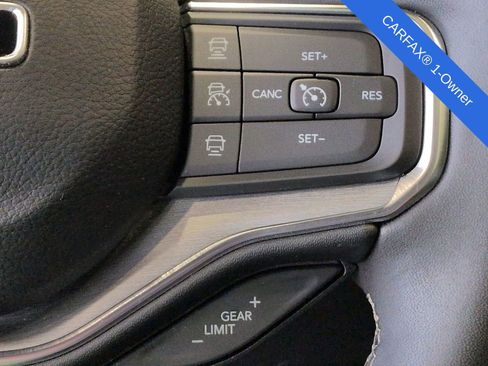 Used 2024 Jeep Wagoneer Series II image 32