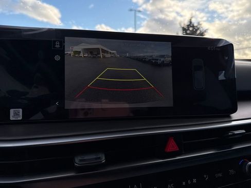 New 2025 Kia Sorento X-Line EX image 27