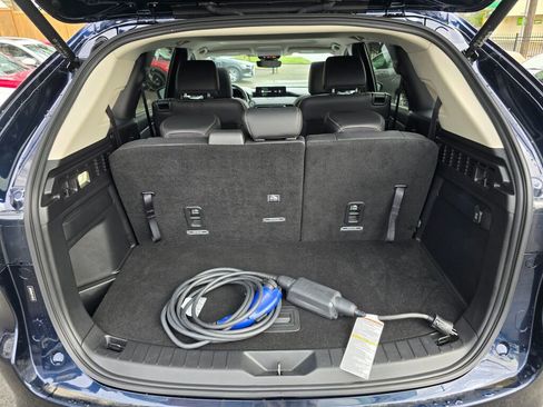 Certified 2024 MAZDA CX-90 Plug-In Hybrid w/ Preferred image 18