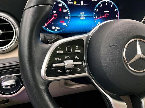 Certified 2022 Mercedes-Benz GLC 300 4MATIC image 21