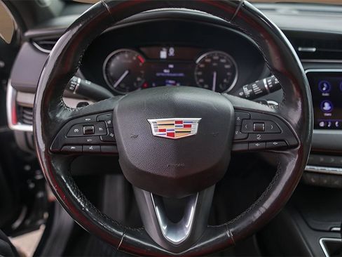 Used 2019 Cadillac XT4 Premium Luxury w/ Enhanced Visibility Package image 12