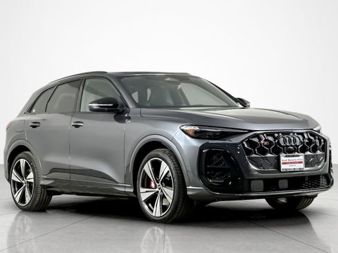 New 2025 Audi SQ5 Premium Plus image 2