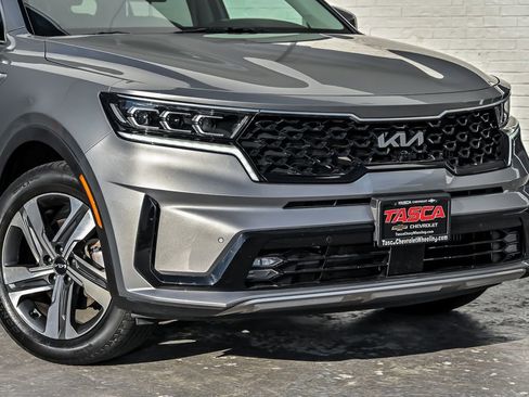 Used 2023 Kia Sorento SX Prestige AWD/4WD image 3