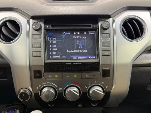 Used 2015 Toyota Tundra SR5 w/ SR5 Upgrade Package AWD/4WD image 20