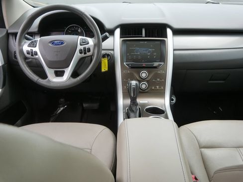 Used 2014 Ford Edge SEL w/ Equipment Group 205A AWD/4WD image 24