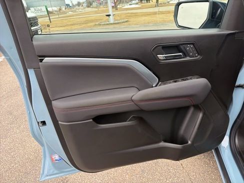 New 2026 Chevrolet Colorado Z71 image 9