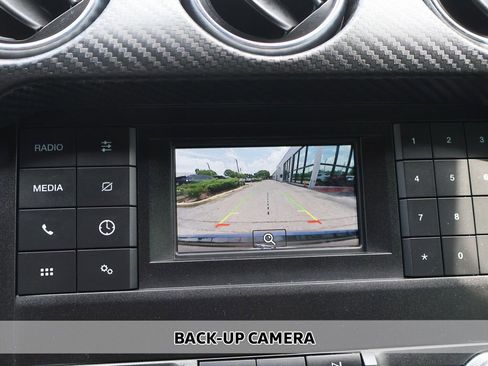 Used 2022 Ford Mustang Coupe RWD image 5