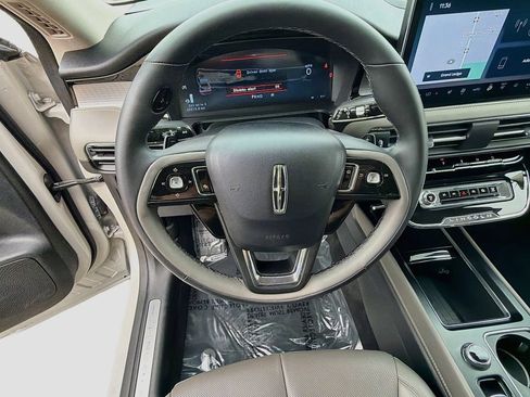 Used 2024 Lincoln Corsair AWD w/ Equipment Group 101A image 11