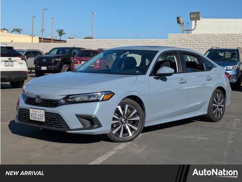 Used 2023 Honda Civic EX image 1