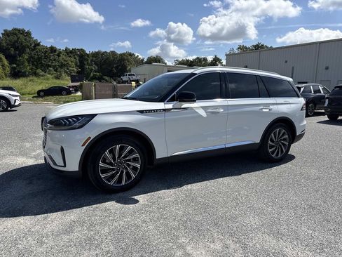 New 2026 Lincoln Aviator 2WD image 7