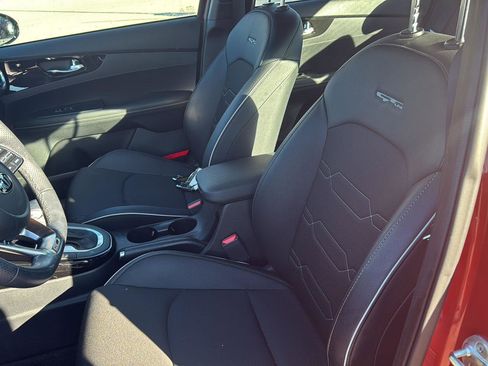 Used 2021 Kia Forte GT-Line image 13