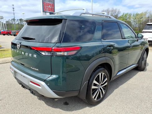 Certified 2025 Nissan Pathfinder Platinum w/ Cargo Package FWD image 18