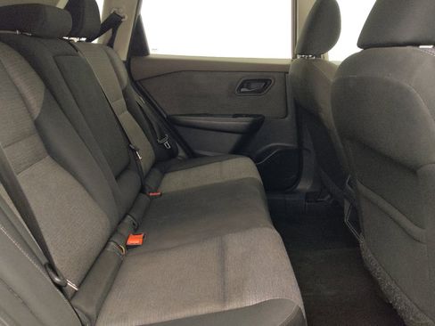 Used 2021 Nissan Rogue S FWD image 19