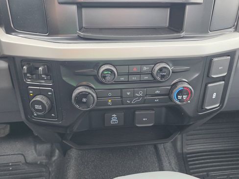 New 2026 Ford F250 XL w/ XL Chrome Package AWD/4WD image 46