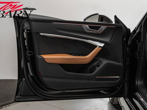 Used 2021 Audi RS 7 Sportback w/ RS 7 Executive Package image 20