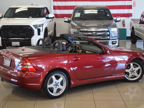 Used 2004 Mercedes-Benz SLK 230 image 46