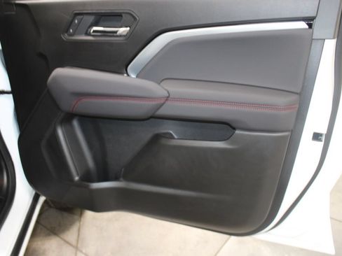 New 2025 Chevrolet Colorado Z71 w/ Midnight Edition AWD/4WD image 29