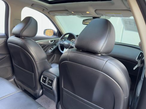 Used 2018 INFINITI Q50 Sport image 38