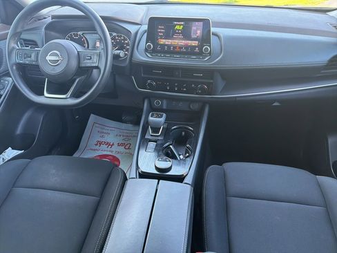 Used 2023 Nissan Rogue S AWD/4WD image 7