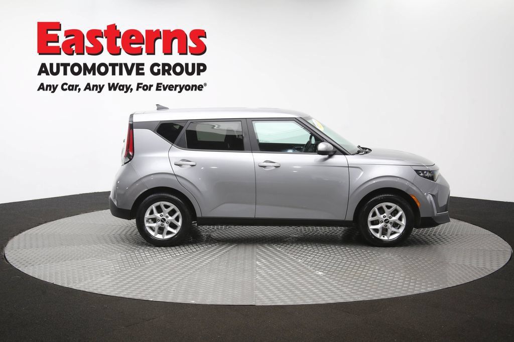 Used 2023 Kia Soul LX w/ Option Group 015 FWD image 47
