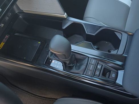 Used 2026 Toyota Camry SE w/ Convenience Package image 24